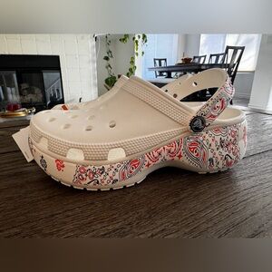 Brand new with tags paisley platform crocs